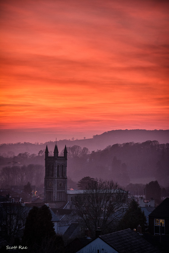 Honiton-Sunset 
 Keywords: devon sw england hills sunset church town slideshow
