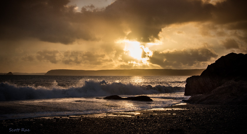 Cornish Light 
 Keywords: sea coast water sunset cornwall sw england winter
